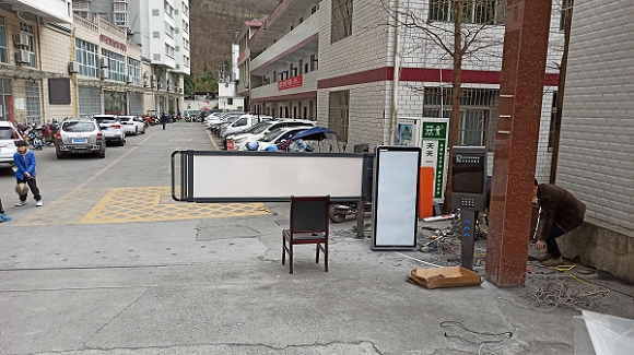 安康市中共镇平县委党校车牌识别安装完毕