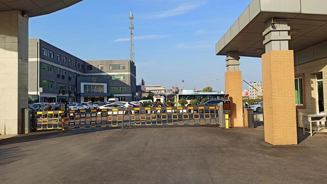 安康火车站车辆识别系统更换完毕